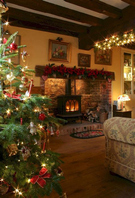 60 Beautiful Christmas Fireplace Decor Ideas Christmas Fireplace