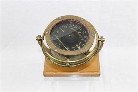 Lot 3717 Vintage Sestrel Marine Compass By Henry