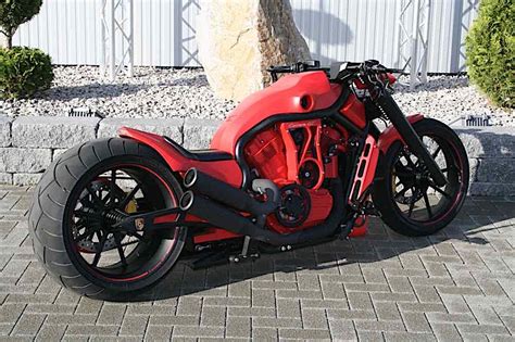 Huge collection, amazing choice, 100+ million high quality, affordable rf and rm images. Harley-Davidson V-Rod Camarena Bleeds Red Paint From ...