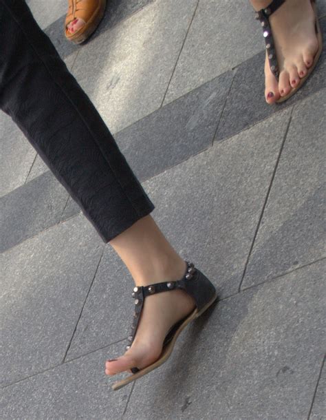 candid turkish girls feet very pretty black sandal feet of turkish lady