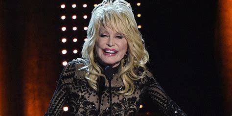 Dolly Parton Says Husband Carl Dean Isnt ‘necessarily One Of The