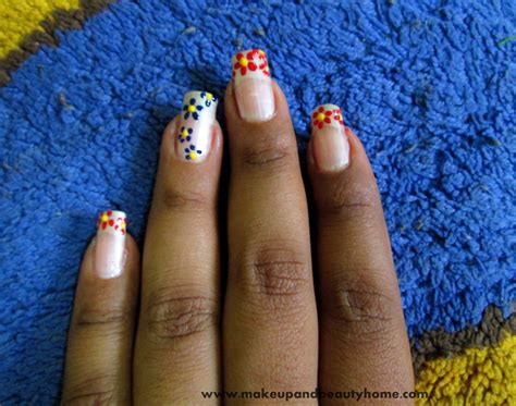 How to paint flowers on nails easy. Do It Yourself Easy Flower Nail Art : 6 Easy Steps