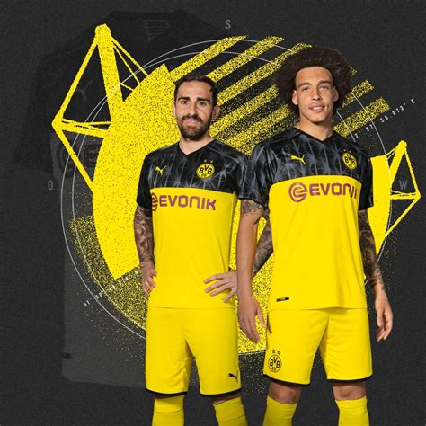 O novo manto do bvb traz como novidade o patrocínio máster da 1&1, que aparecerá nas competições caseiras, o manto. Novas camisas do Borussia Dortmund 2019-2020 PUMA | MDF