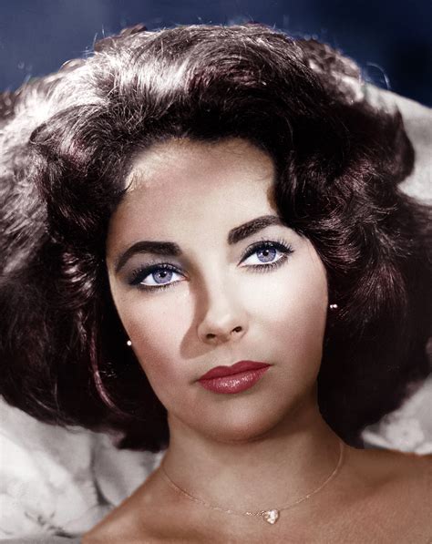 Liz Taylor Foto Pictures To Pin On Pinterest