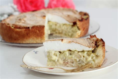 Angestellt, kaufmännische angestellte, robert bosch gmbh. Rhabarber Baiser Kuchen - Kathi Köstlich - Rezepte rund um ...