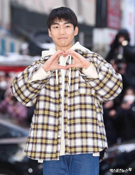 Kim soo hyun seo yea ji. Hyun Bin. Son Ye Jin. Seo Ji Hye. Kim Jung Hyun and others ...