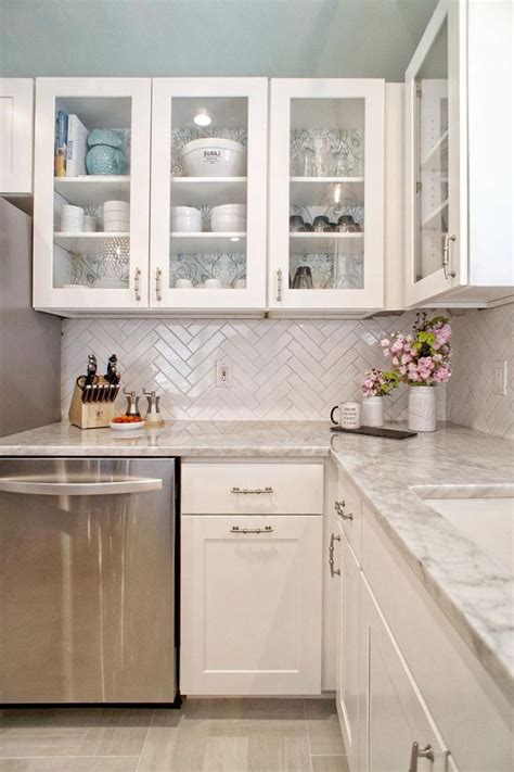 White cabinets with the multi backsplash dark counters and gray. 2019 Small Kitchen Design Ideas - Compact But Stylish ...