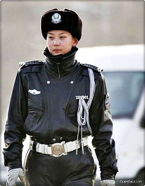 Female Chinese Police Officer In The Coolest Uniform Female Cop