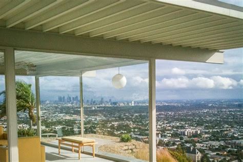 An Iconic View Of Los Angeles The Stahl House Ever In Transit