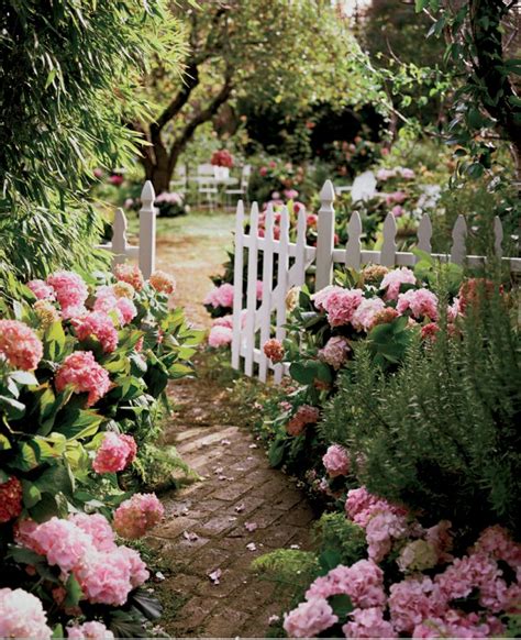 The Best Flower Garden Ideas From Pinterest Beautiful Flowers Garden
