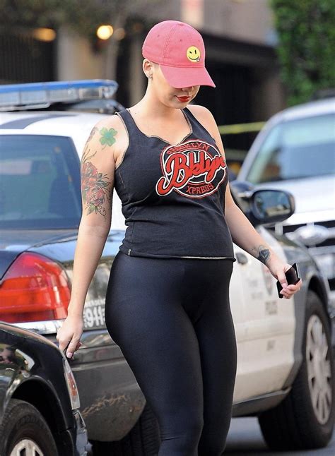 Pregnant Amber Rose Photo Shared By Anastasia Fans Share Images