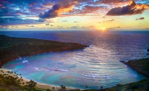 Hanauma Bay Sunrise At Oahu Hawaii Best Island In Hawaii Amazing