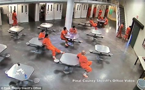 Arizona Detention Center Inmates Attack A Prison Guard In Shocking