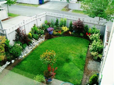 Aménager un petit jardin signifie souvent trouver des solutions pour optimiser l'espace et apporter un coté convivial. Comment aménager son jardin et organiser l'espace