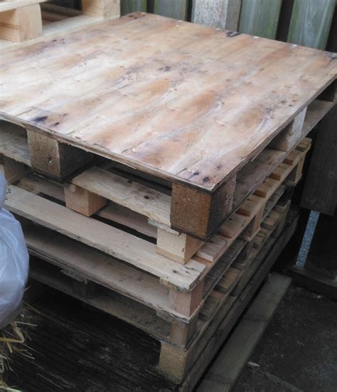10 Mini Pallets Various Sizes Plywood And Standard In Newtownards