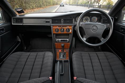 1993 Mercedes Benz 190e £1475 London Retro Rides