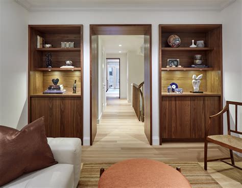 Tv console and floating shelves. How to get the look: Built-In Shelves | Décor Aid