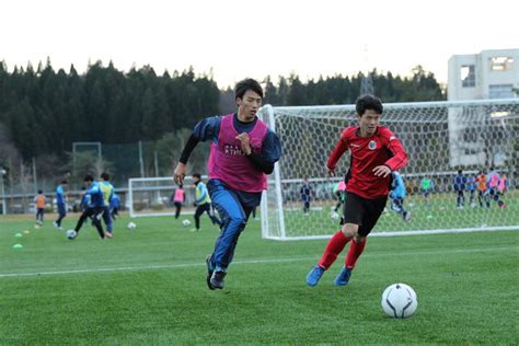 You can see a lot of pictures, upload your, track trends, and communicate! 明桜高校サッカー部の練習に潜入!-supported by Amino VITAL：ヤンサカ