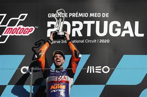 Oliveira Wins Motogp Season Finale In Portugal Daily Sabah