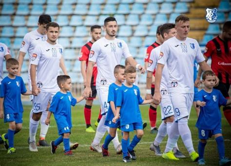 Fcv farul constanța (romanian pronunciation: FC Farul Constanţa - Ripensia Timişoara rezultat în etapa ...