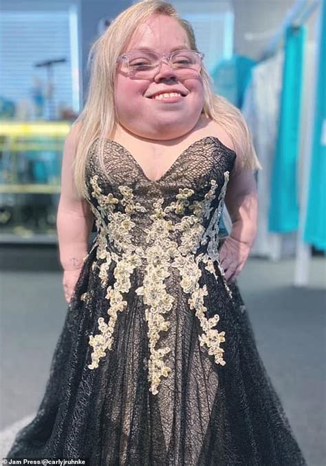 THREE FOOT Tall Woman With Rare Form Of Dwarfism Working As Fashion Model And Looking For