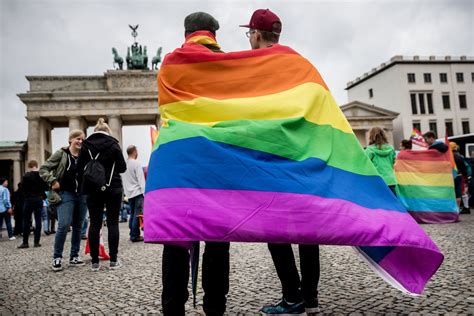 Conservative Leader Urges Bavaria To Challenge Same Sex Marriage Law The Local