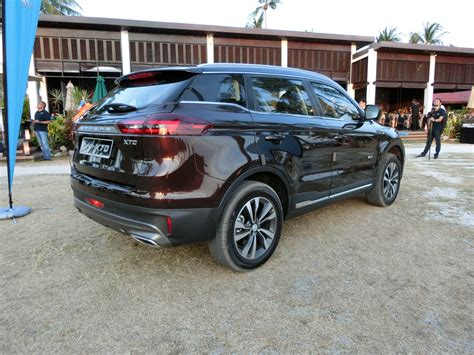 Proton x70 cbu consists of 4 specs, details listed below as x70 standard 2wd: VIDEO: 2019 Proton X70 - Official Media Drive @ Langkawi ...