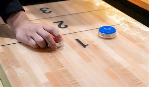 Beginners Guide To Shuffleboard Learn How To Play It