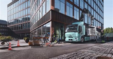 Volvo präsentiert überarbeitete Elektro Lkw für den emissionsfreien