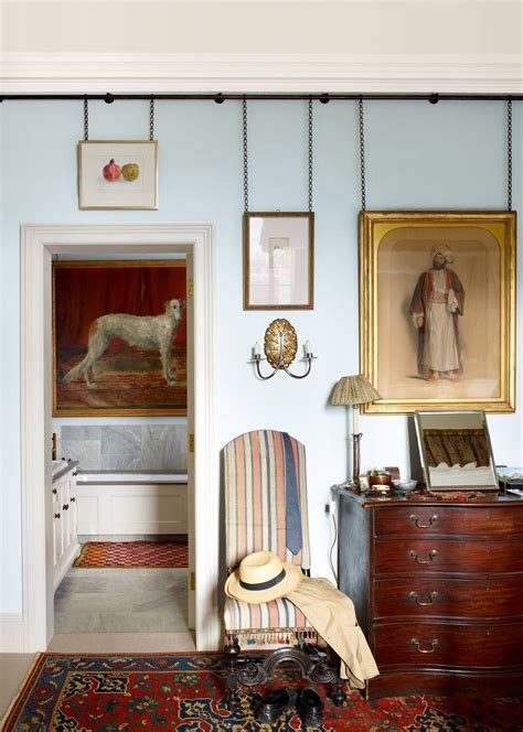Tour The London Home Of English Antiques Dealer And Interior Decorator