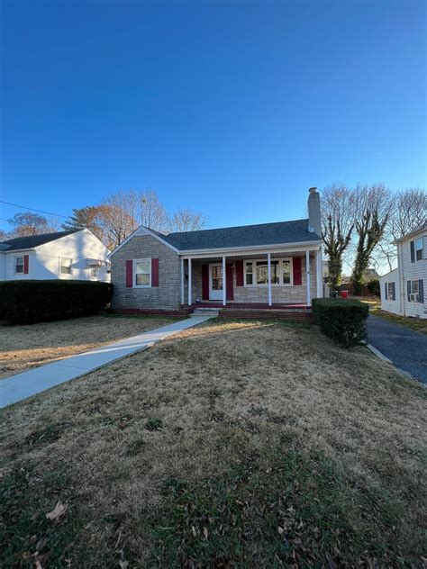 64 American Ave, Bridgeton, NJ 08302