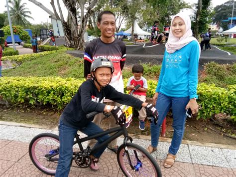 (batu pahat district children welfare committee). 'Pump Track' Tumpuan Baru Daerah Batu Pahat | Malaysia Aktif
