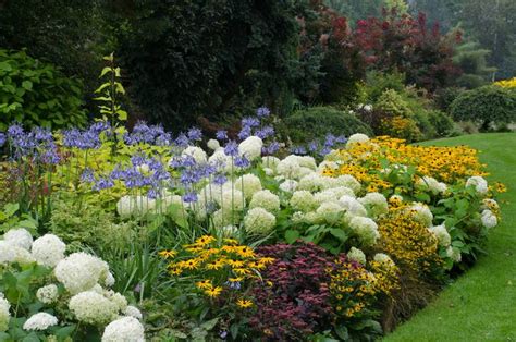 21 English Flower Garden Border Ideas You Cannot Miss Sharonsable