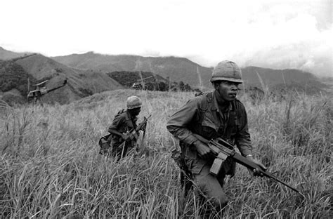 Vietnam War 1966 Soldiers Of The Us 1st Air Cavalry Divi Flickr