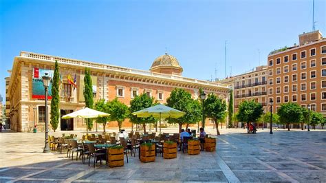 Best Attractions Of Valencia Spain Le Mag By Amarante Lva