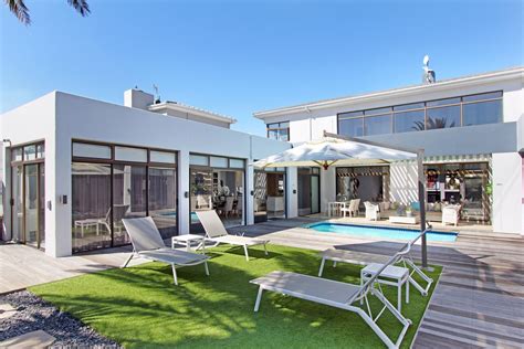 5 Bedroom House For Sale Sunset Beach Cape Town 1tv1393188 Pam