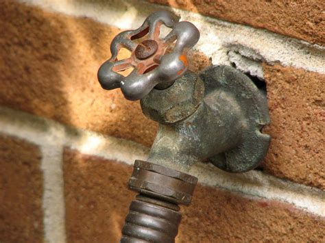Find the perfect outdoor water spigot stock photos and editorial news pictures from getty images. Free Stock Photos | Closeup of a water spigot | # 784 ...