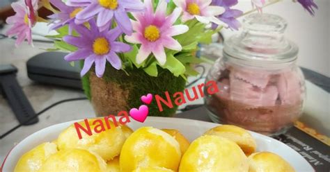 Panggang dalam oven panas 160 c selama 25 menit hingga kuning kecokelatan. Resep Nastar oleh Nana Naura - Cookpad