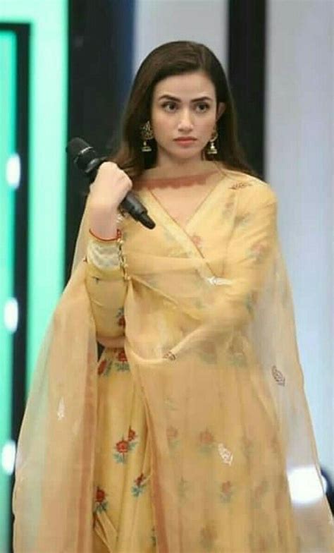 Pin By M S Riaz On Sana Javed Fashion Saree Sari