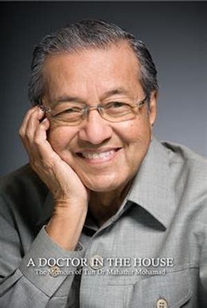 Tun dr.mahathir bin mohamad is a politician, kuala lumpur. Horas...!: Sejarah Ringkas Bekas Perdana-Perdana Menteri ...
