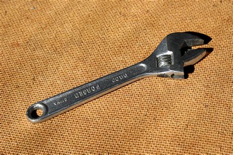 Where Was The Wrench Invented Craftsman 10 Adjustable Wrench