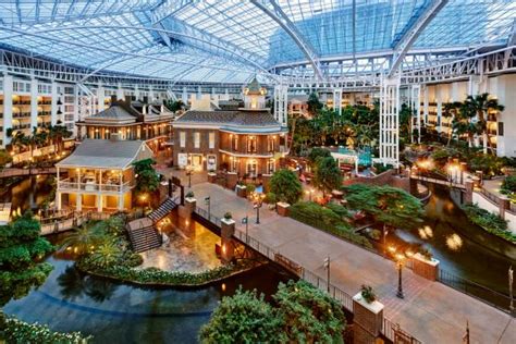 10 Things To Do At Gaylord Opryland In Nashville Nashville Vacation