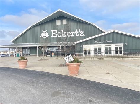 Eckert’s Country Store With A Wink And A Smile