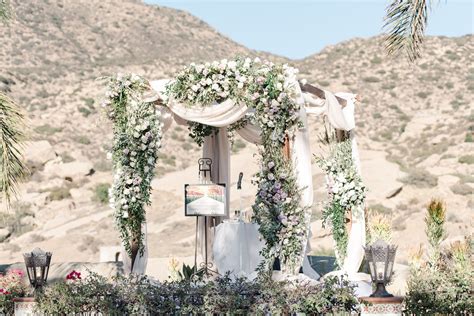 Natural Floral Chuppahs And Floral Arches Best Bride Floral Arch