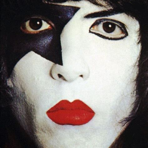 Pin By Lori Franklin On Rock And Pop Kiss Band Makeup Kiss Band Costume Paul Stanley