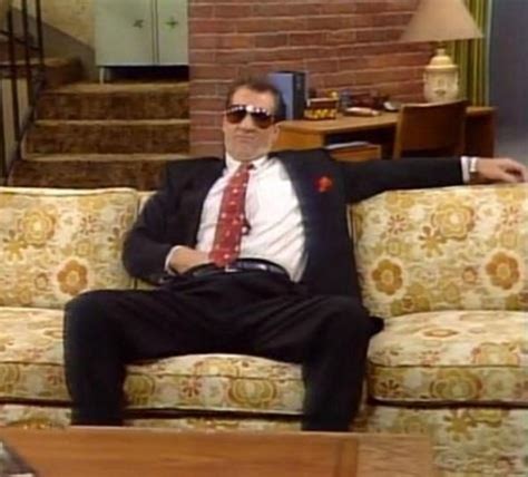 Picture 40 Of Al Bundy On The Couch Theworldofyourstruly