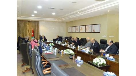 عويس يلتقي رؤساء مجالس أمناء الجامعات الأردنية الرسمية