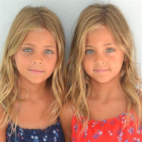 Worlds Most Beautiful Twins Are Now Famous Instagram Models Popcornews