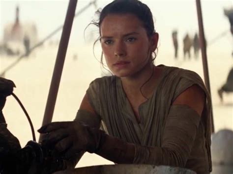 Daisy Ridley S Star Wars Lightsaber Training Is Intense