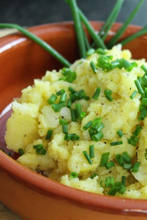 Kartoffelsalat mit Essig und Öl